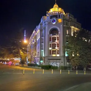 https://apartment-om-baratashvili-10.alltbilisihotels.com